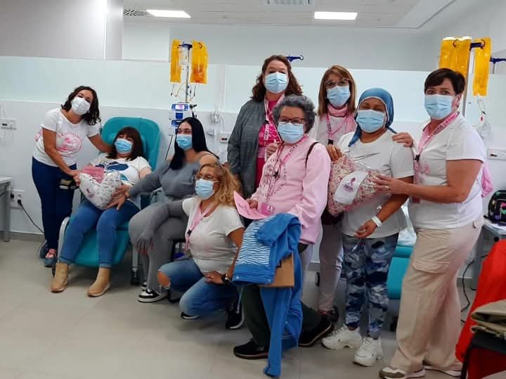 Servicios Voluntariado en Corazones Rosas